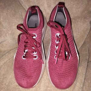 Allbirds Raspberry sneakers sz 7.5